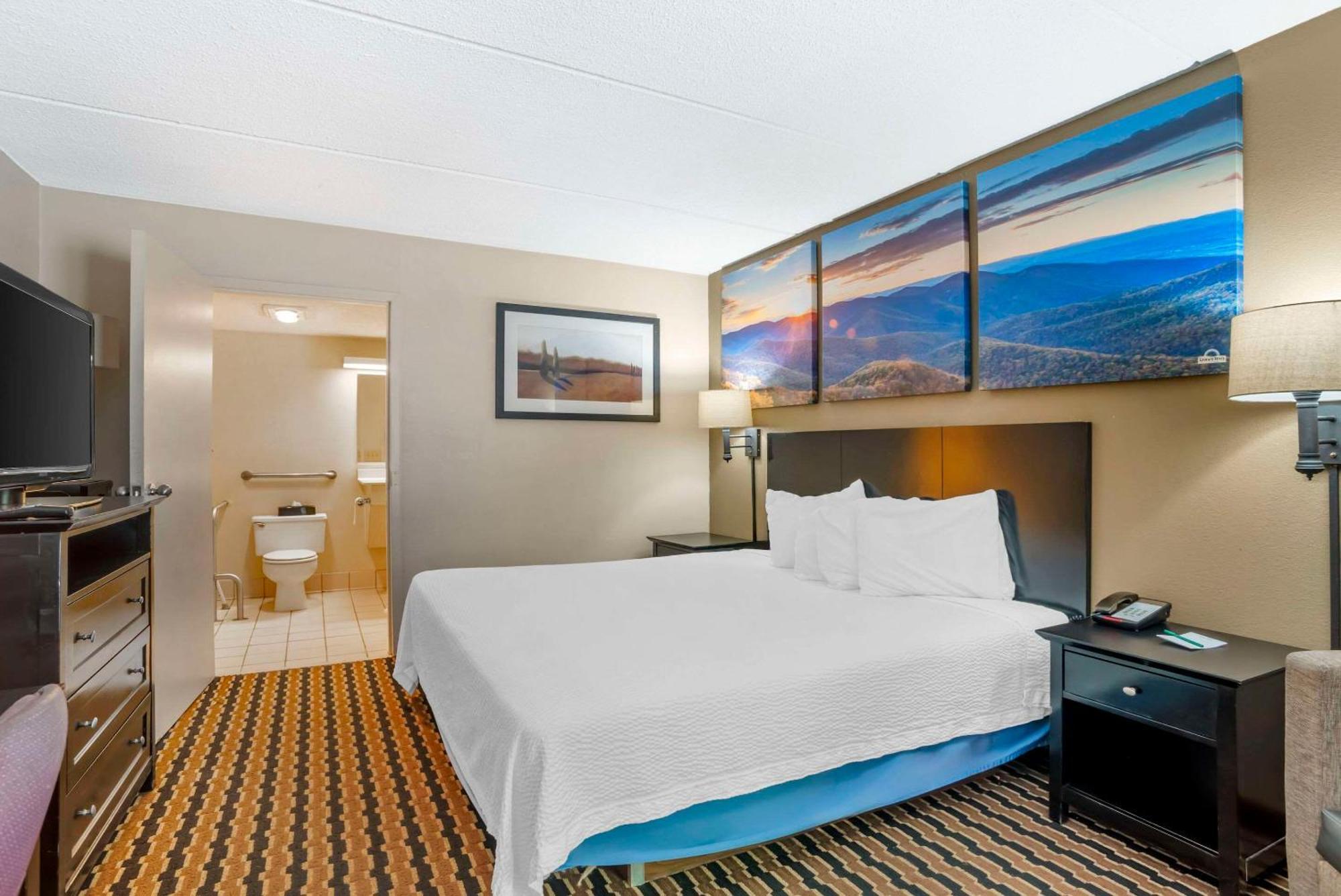 Quality Inn Near Speedway Wilkesboro Eksteriør billede