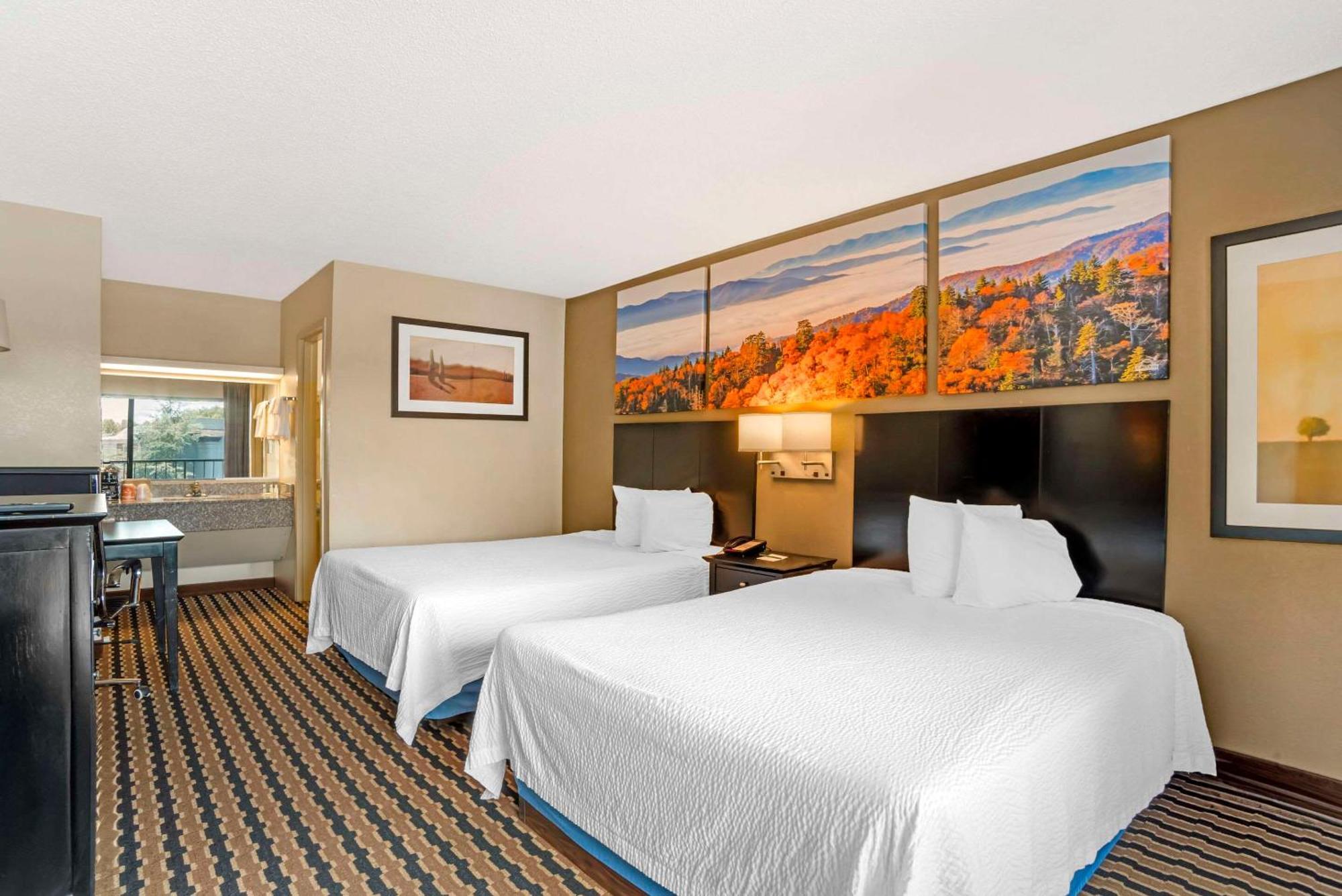 Quality Inn Near Speedway Wilkesboro Eksteriør billede